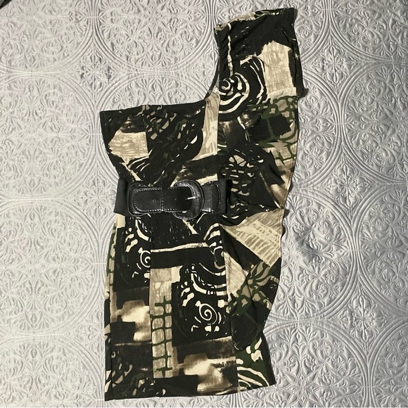 Misope One Shoulder Dress with Ruffled Sleeve and Removable Belt - Picture 3 of 9